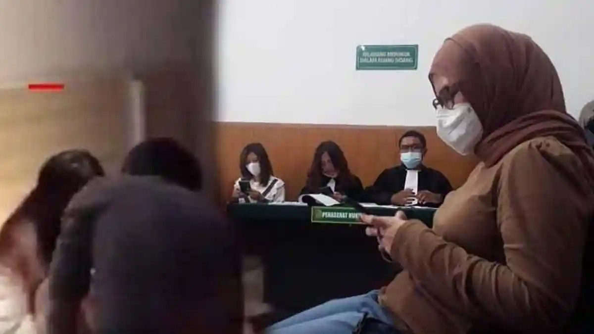 Skandal Perselingkuhan Istri Terbongkar, Sering Check In Bersama Teman Sekantor di Hotel