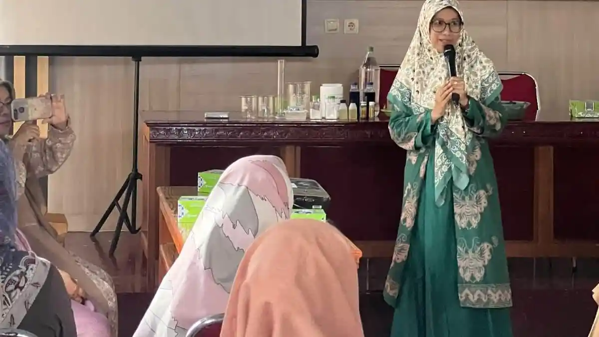 Dosen Unja Sulap Buah Pedada Jadi Sabun Cair Antiseptik