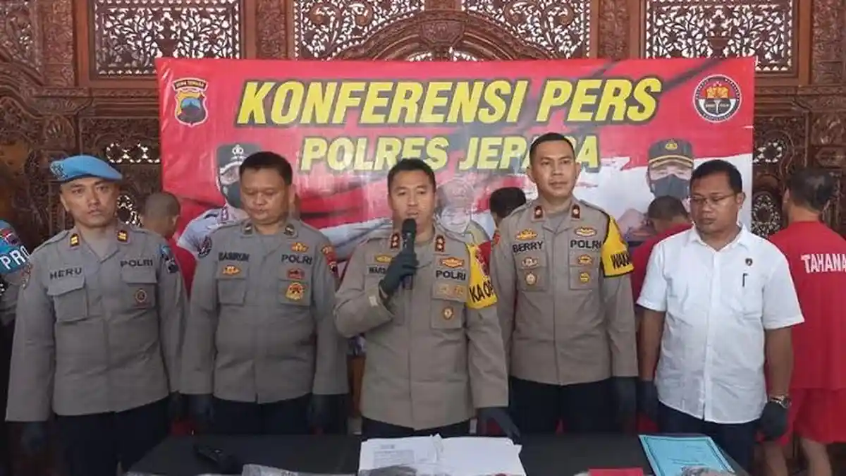 Polres Jepara Tangkap 6 Tersangka Pengedar Sabu dan Obat-obatan Terlarang