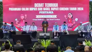 Esya-Kurnia-Puspawati-saat-menyampaikan-sambutan.jpg
