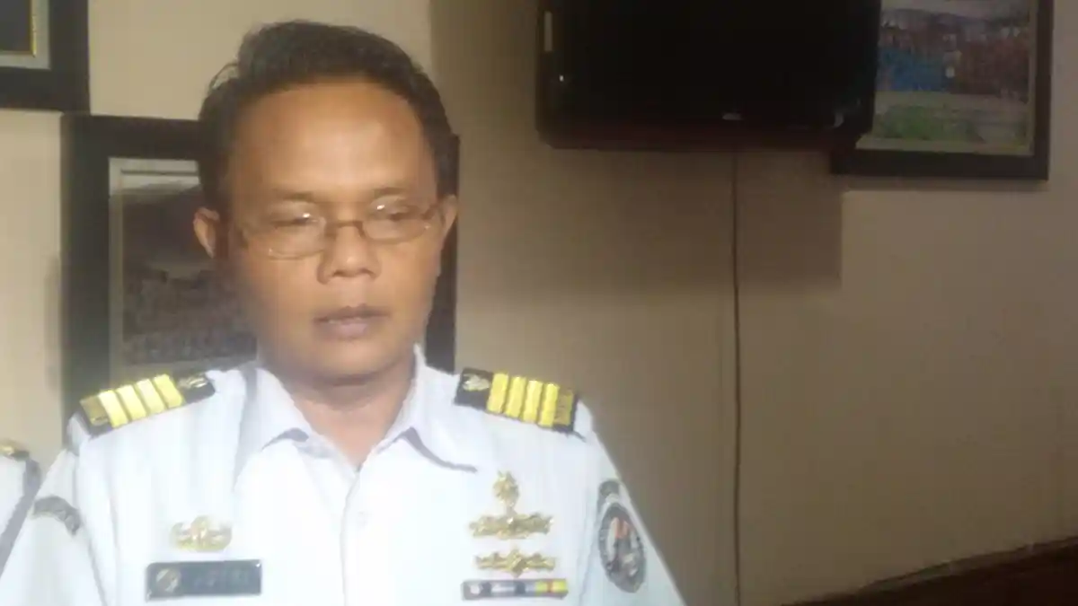 Bakamla Tangkap Tongkang Tak Berizin di Perairan Riau