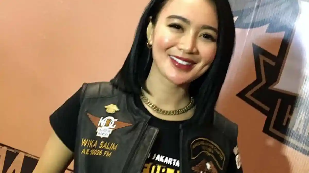 Kopdar dengan Komunitas Motor, Wika Salim Selalu Bawa Bang Bajo