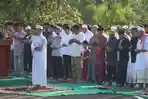 Ratusan Warga Muhammadiyah Beltim Gelar Salat Id Lebih Awal di Manggar
