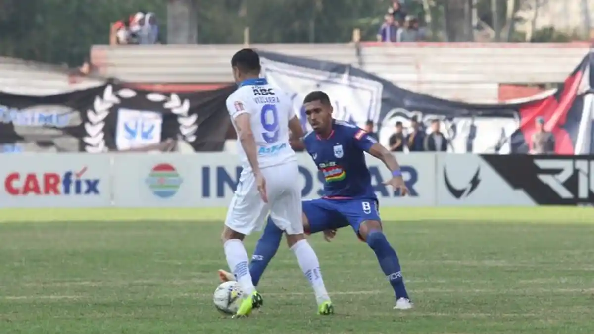 Update Liga 1: Semen Padang vs PSIS Semarang, Kedua Tim Masih Sama Kuat pada Babak Pertama