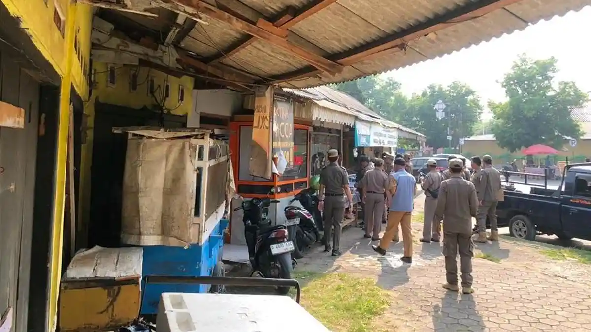 Penataan Kawasan RSUD Kalisari Dimulai, Pemkab Batang Layangkan SP 1 untuk PKL - Tribunjateng.com
