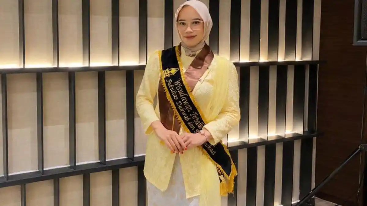 Mita Putri Apriliani jadi Lulusan Terbaik BPI UIN Walisongo Lewat Riset Kearifan Lokal Papua