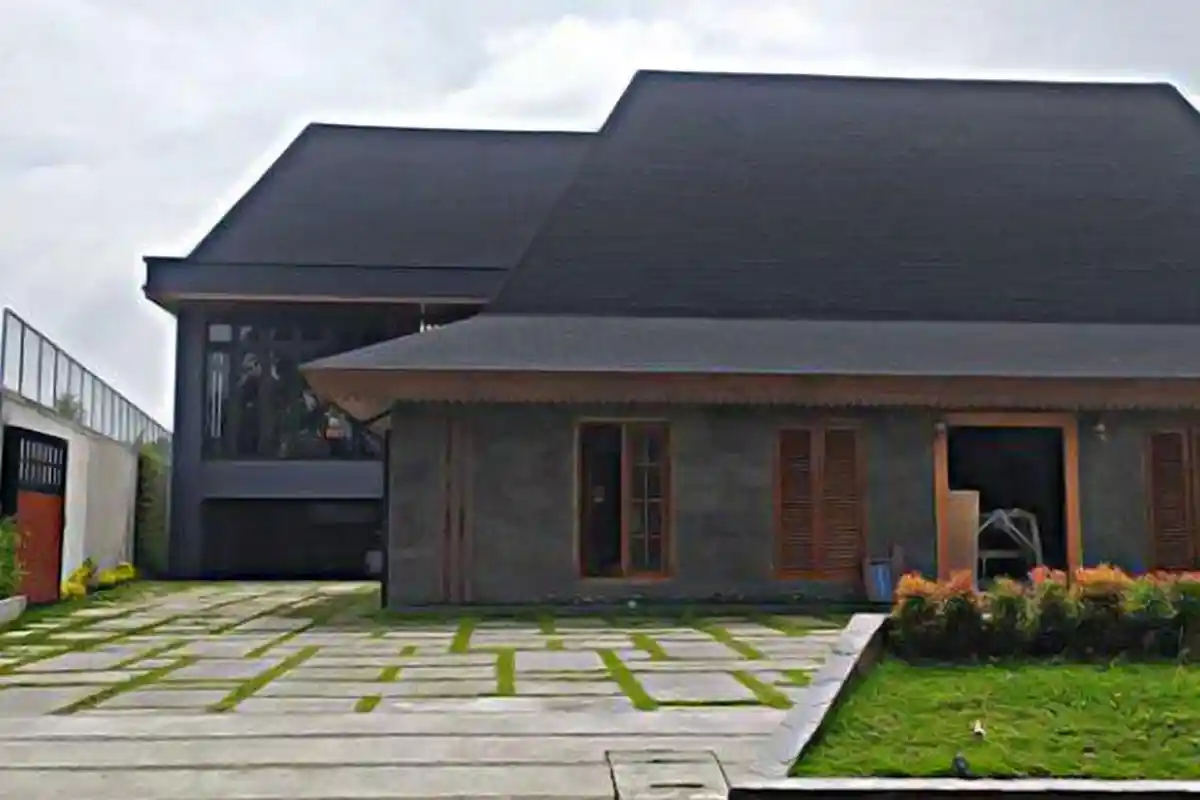Penampakan Rumah Mewah Ganjar Pranowo Baru Dibangun di Sleman, Bergaya Klasik Modern