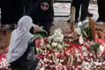 Pemakaman Vidi Aldiano di TPU Tanah Kusir