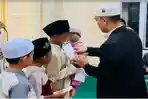 Bakal-calon-anggota-senator-Dapil-Sumsel-Agung-Wijaya-berjanji-berikan-gaji-per-bulan-ke-anak-yatim.jpg