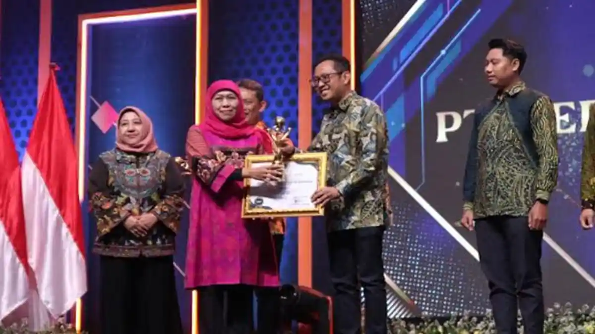 Pengelola JIIPE Gresik Raih Penghargaan Gubernur Jatim, Buka Lapangan Kerja dan Gerakkan Ekonomi