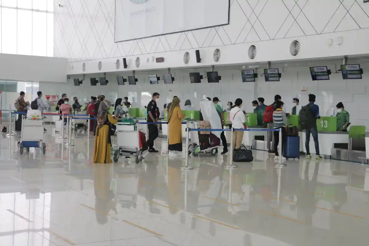 PPKM Diperpanjang hingga 18 Oktober, Berikut Syarat Naik Pesawat dan Kereta Api