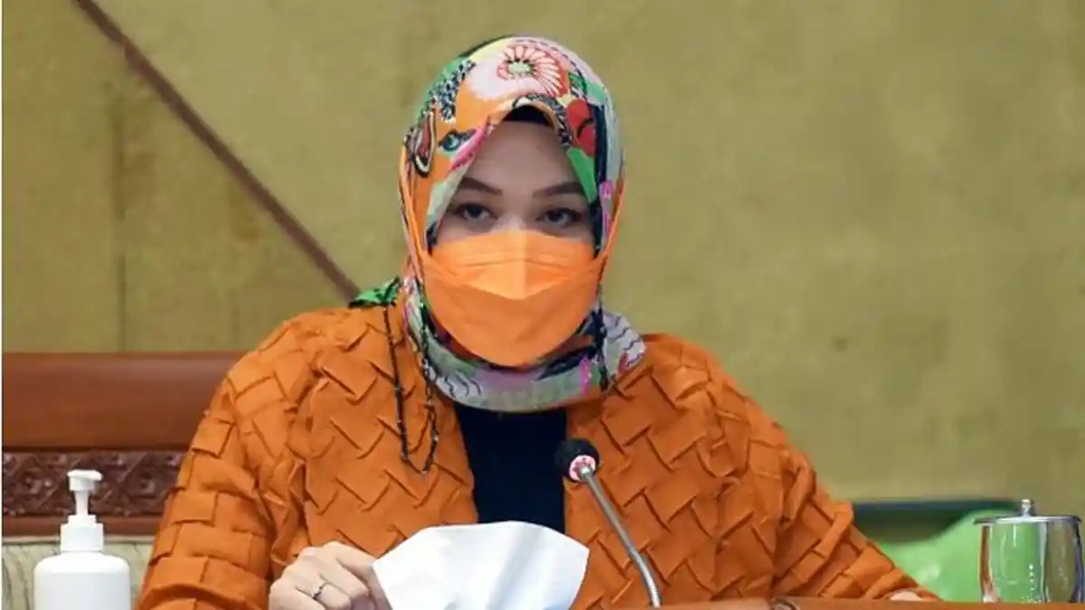 Banyak Kesalahan Data, DPR Minta Pemerintah Evaluasi Aplikasi PeduliLindungi