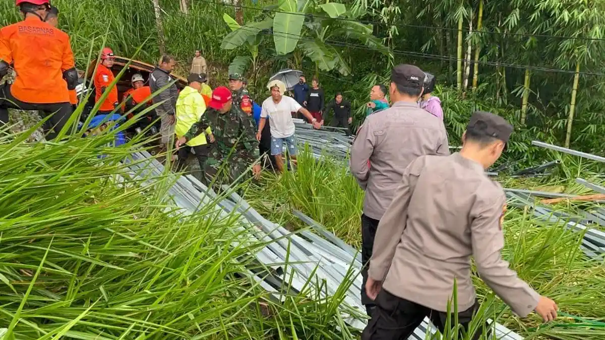 Dentuman Keras 2 Motor Kecelakaan Maut di Bondowoso, 1 Tewas dan 1 Luka-luka
