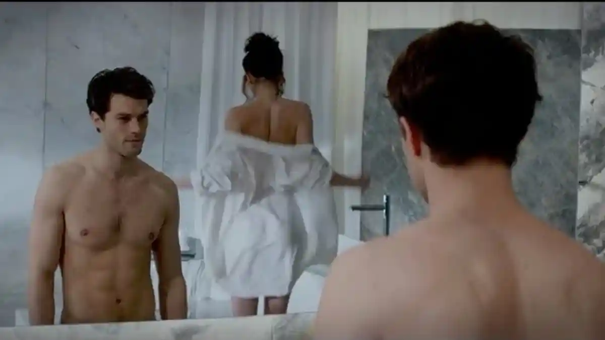 Penuh Gairah, Ternyata Adegan Panas di Fifty Shades of Grey Syutingnya Begini!