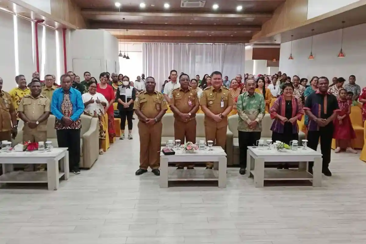 Pj Wali Kota Sorong Hadiri Perayaan Natal Klasis Sorong, Tampilkan Toleransi Antarumat Beragama