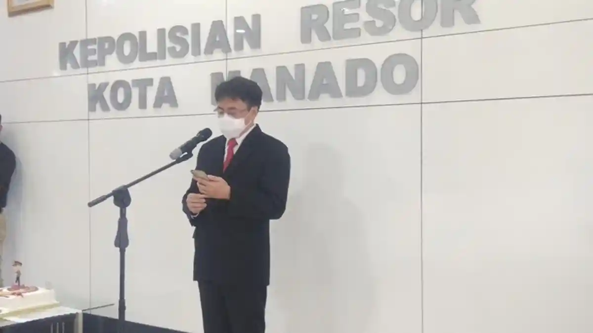 Ibadah Dalam Gedung Boleh Dilakukan Terbatas, Wali Kota Mando: Mari Taati Aturan PPKM