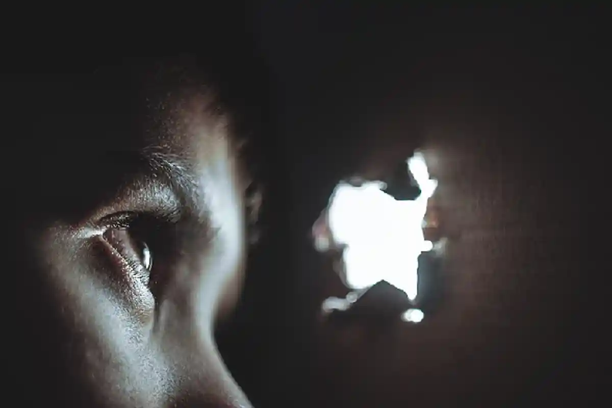 Kejam dan Tega Sekali, Anak Yatim Piatu di Sukabumi Dianiaya, Kuku Kaki Jarinya Dicabut Paksa