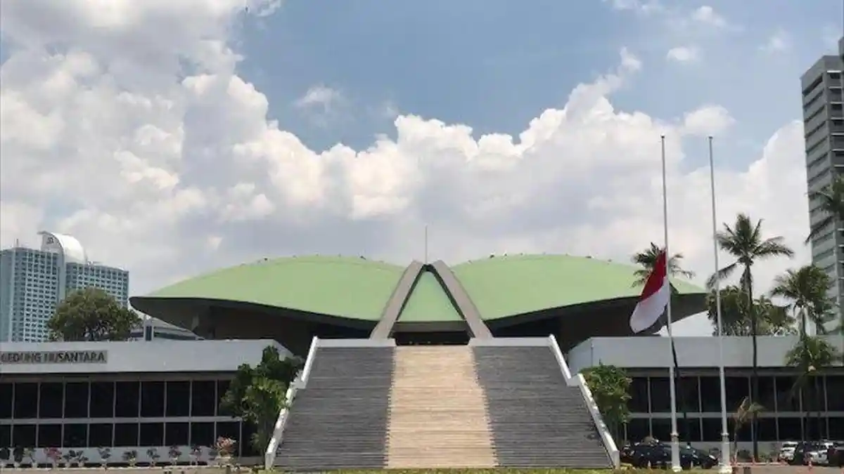 Berikut Daftar 22 Artis yang Bakal Ikuti Pelantikan DPR 2024-2029 Hari Ini, Ada Verrell Bramasta