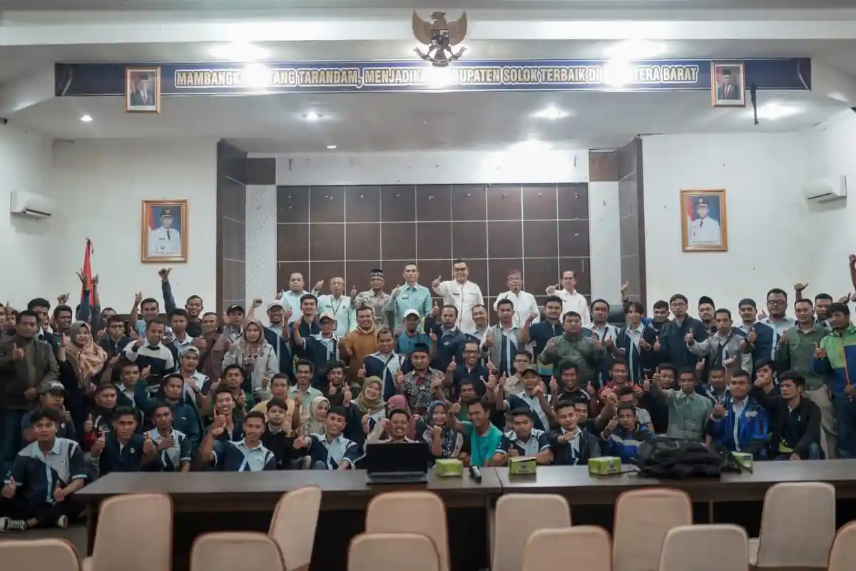 Pasca Pertemuan dengan Direksi AQUA, Bupati Solok Kumpulkan 101 Karyawan Korban PHK