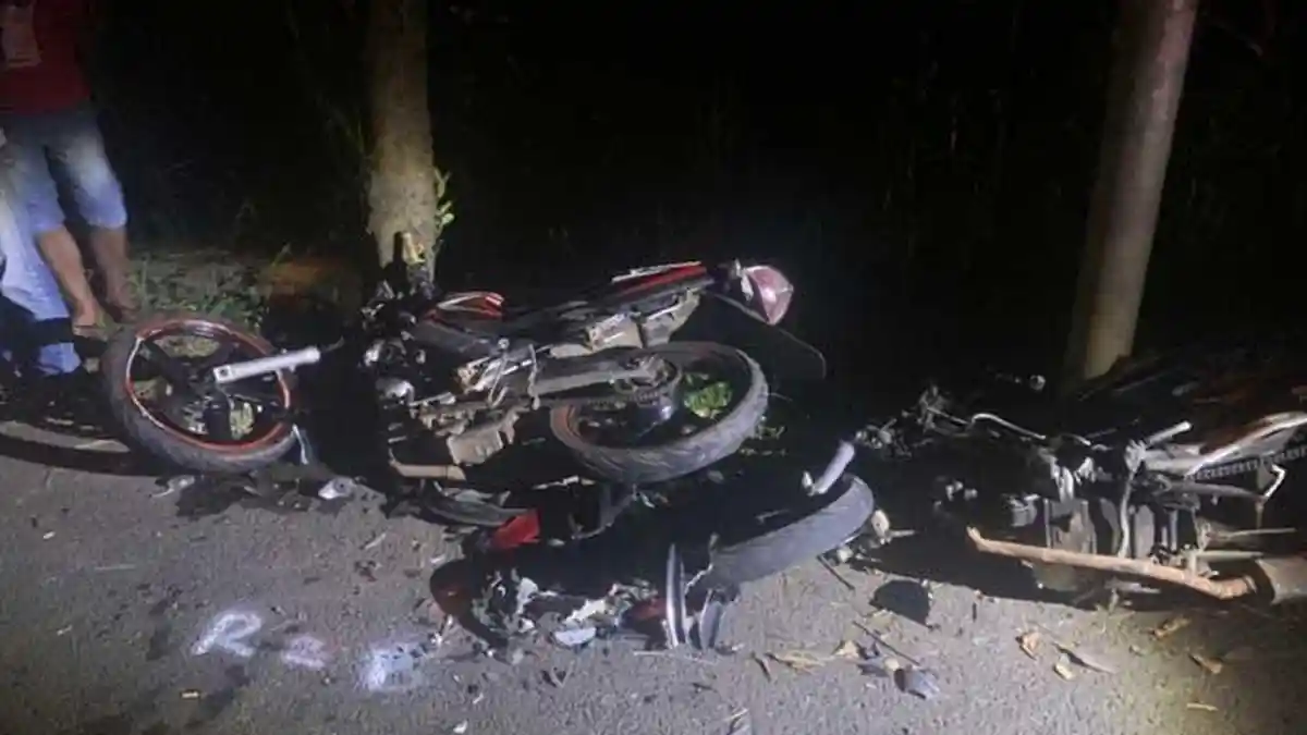 Tabrakan Sepeda Motor di Mojokerto, 2 Pemuda Tewas Mengenaskan