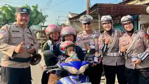 hadiah-untuk-pengendara-tertib-lalu-lintas.jpg