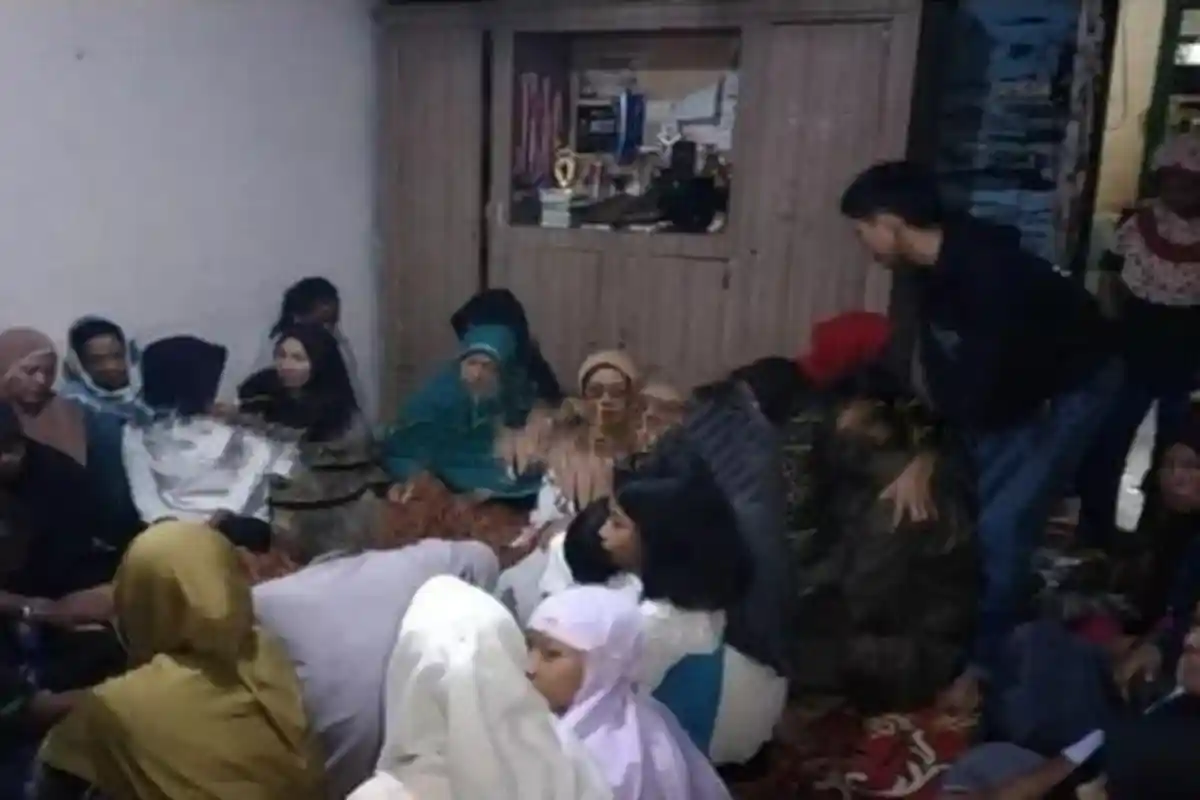 BREAKING NEWS: Anak 10 Tahun Tewas Tersambar Petir di Prabumulih, Berawal Mandi Hujan di Lapangan