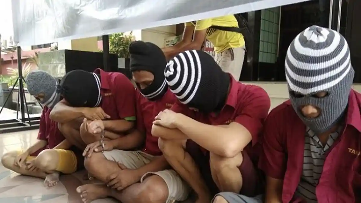 Ando Tawarkan Jasa Seks Perempuan Muda Bertarif Rp1 Juta Sekali Kencan