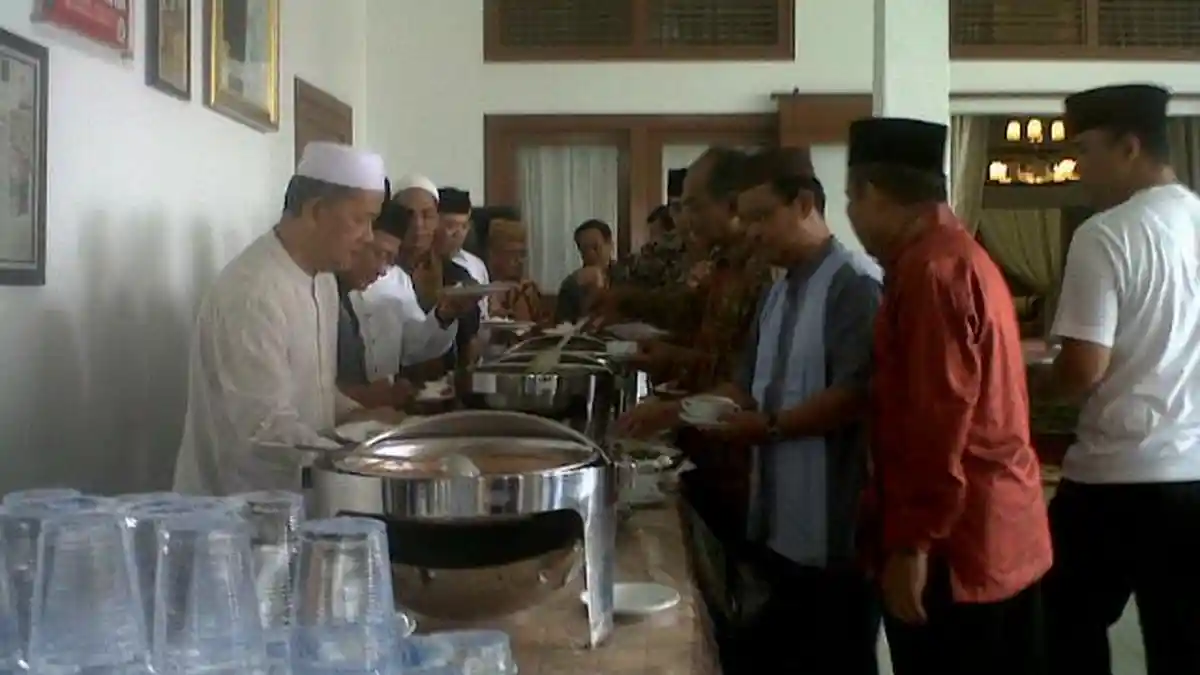 Bupati Ulang Tahun, Usianya Sekarang Genap 34 Tahun, Begini Acara Peranyaannya
