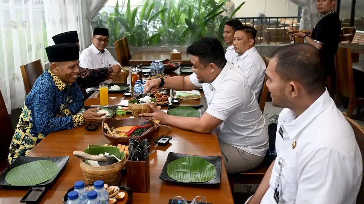 Gubernur Bobby Nasution Silaturahmi dengan PW Muhammadiyah Sumut, Bahas Dukungan untuk Pesantren