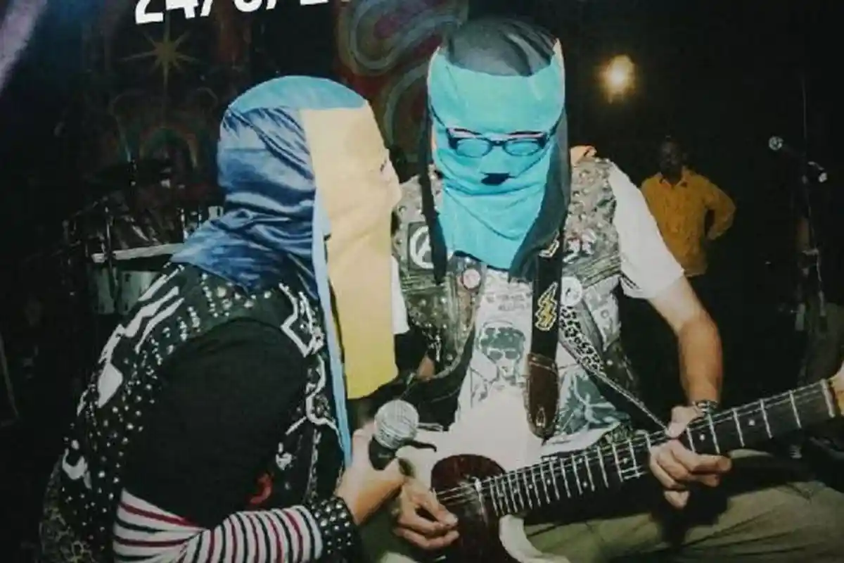 Chord Bayar Bayar Bayar - Sukatani, Kunci dari B, Lirik: Aduh Aduh Ku Tak Punya Uang