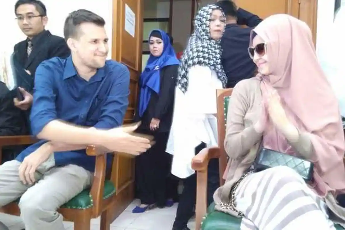 Stuart Collin Ingin Risty Tagor Jadi Istri Pertama dan Terakhir