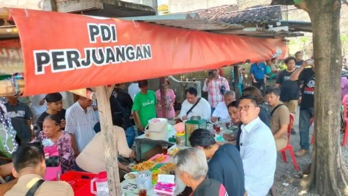 Jelang Pilkada Jateng, Sudaryono Colek Bambang Pacul Usai Borong Bakso dan Mi Ayam di Warung PDIP