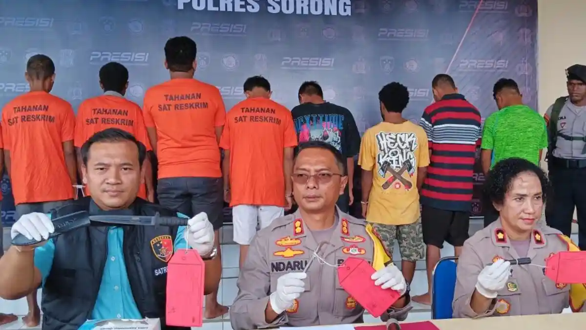 10 Orang Pelaku Curanmor Beserta 16 Motor Curian Berhasil Diamankan Polres Sorong