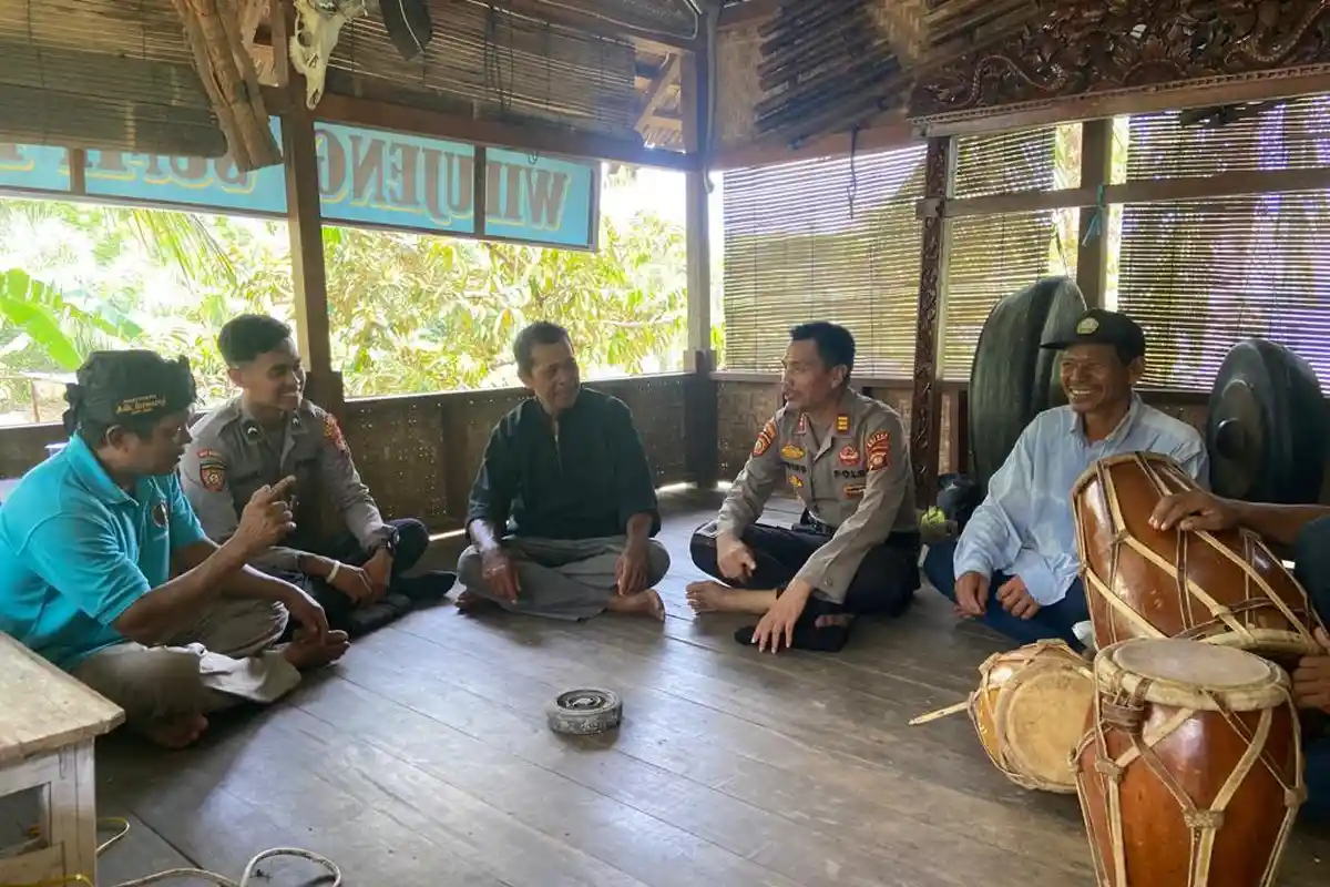 Jumat Curhat, Kasat Samapta Polres Melawi Sambangi Paguyuban Pasundan Asih Sawargi Melawi