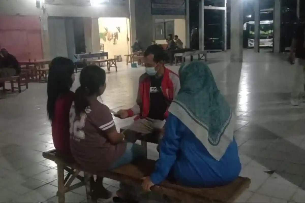 Gerebek Warung Esek-Esek di Eks Terminal Seloaji Ponorogo, 2 Pekerja Terindikasi HIV: Suara Desahan