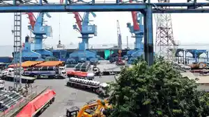 suasana-terminal-non-petikemas-di-Tanjung-Priok.jpg