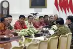 apti-tembakau-jokowi.jpg