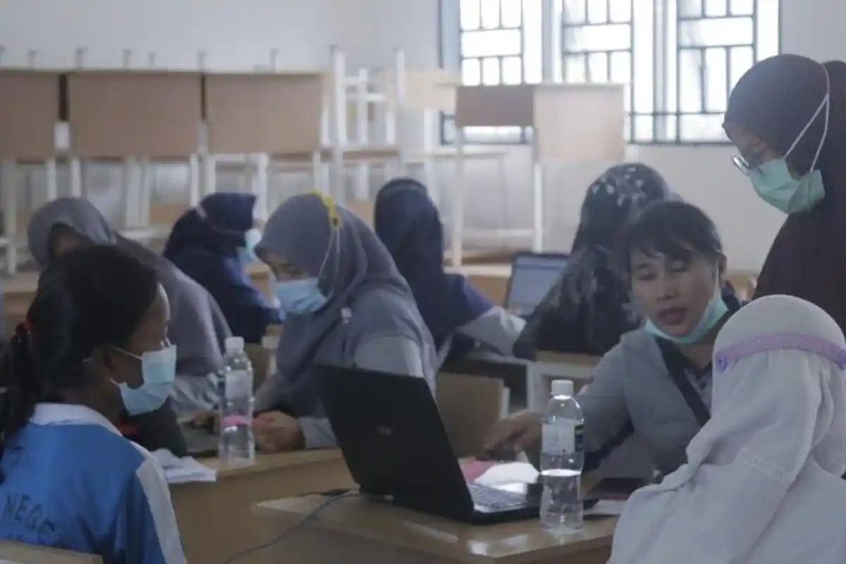 SMPN 27 Batam Kejar Belajar Tatap Muka, Capaian Vaksinasi Corona Dosis 2 Sudah 80 Persen