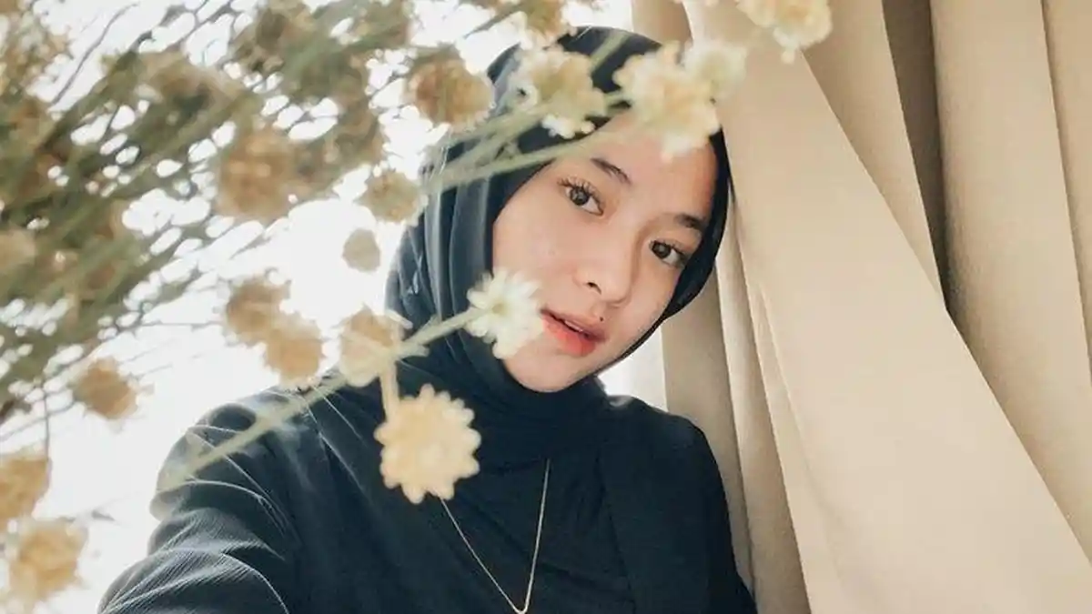 Nissa Sabyan Kembali Aktif di Instagram, Potret Terbaru Makin Langsing