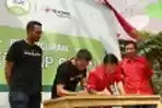Gojek dan Telkomsel Luncurkan Paket Siap Online