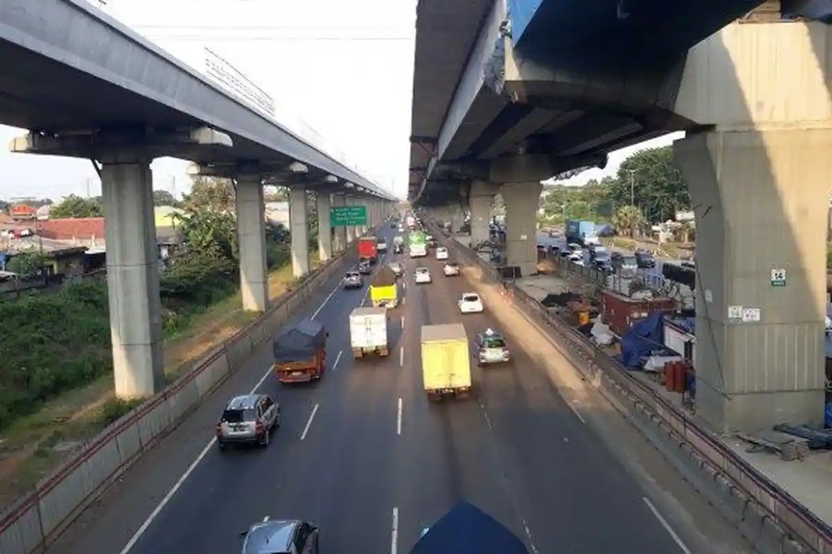 Tarif Tol Jakarta-Bandung, Simak Juga Tarif Tol Trans Jawa Tahun 2020, Bayar Pakai e-Toll