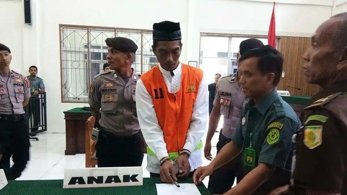 Hadi Nurfaton, Terdakwa Pembunuh Sopir Travel Divonis Seumur Hidup
