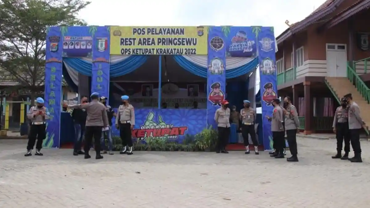 Propam Polri dan Polda Lampung Cek Pos Mudik Pringsewu