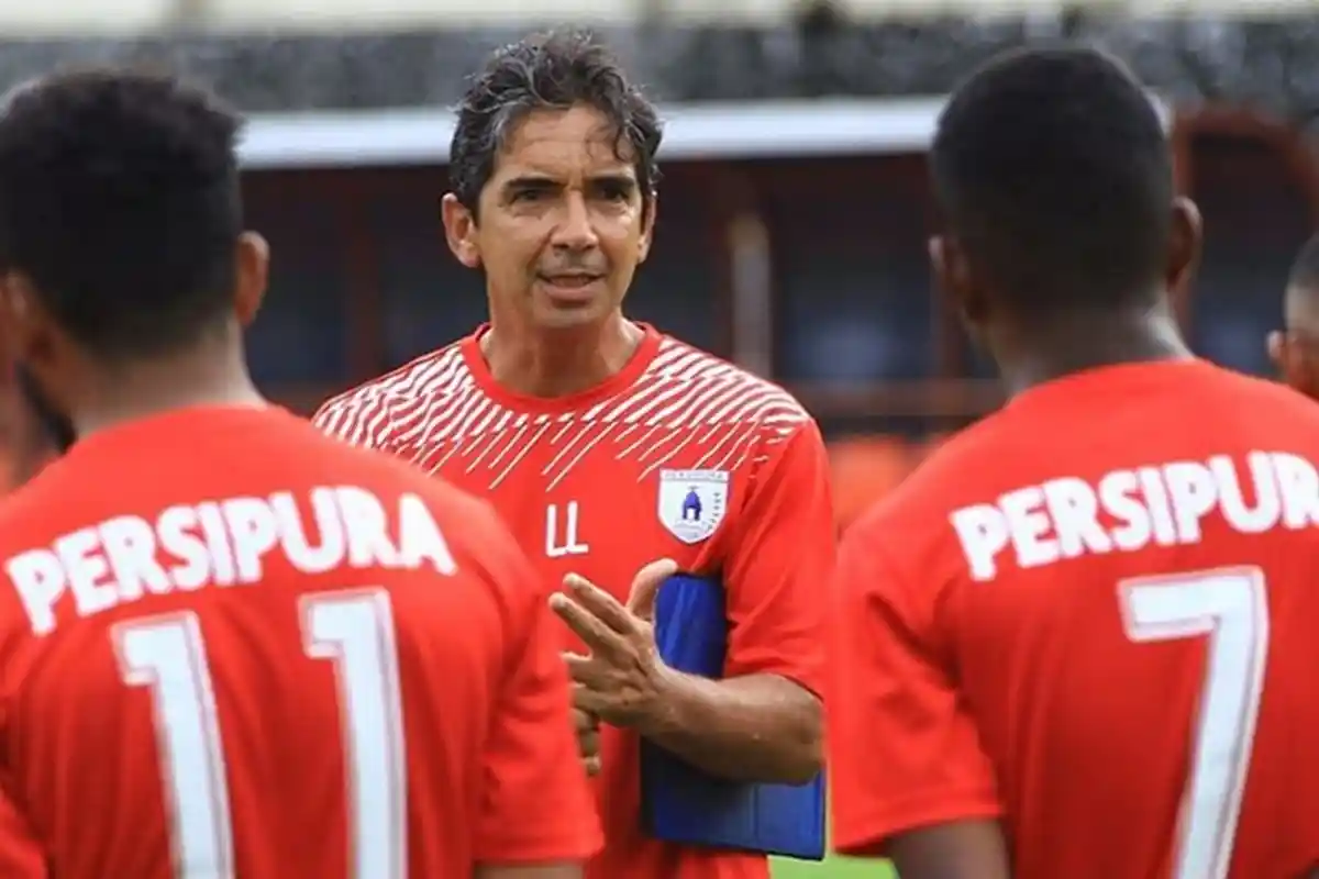 Bersiap Hadapi Persib Bandung, 2 Pemain Persipura Berduka; Kini Kembali ke Jayapura