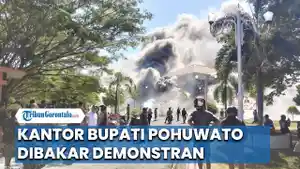 Video-massa-bakar-Kantor-Bupati-Pohuwato.jpg