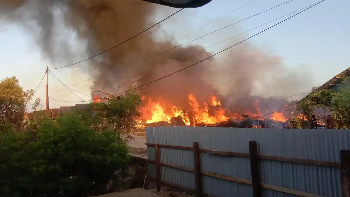 9 Ruko di Pasar Omele Tanimbar Hangus Terbakar, Seorang Warga Alami Luka Bakar