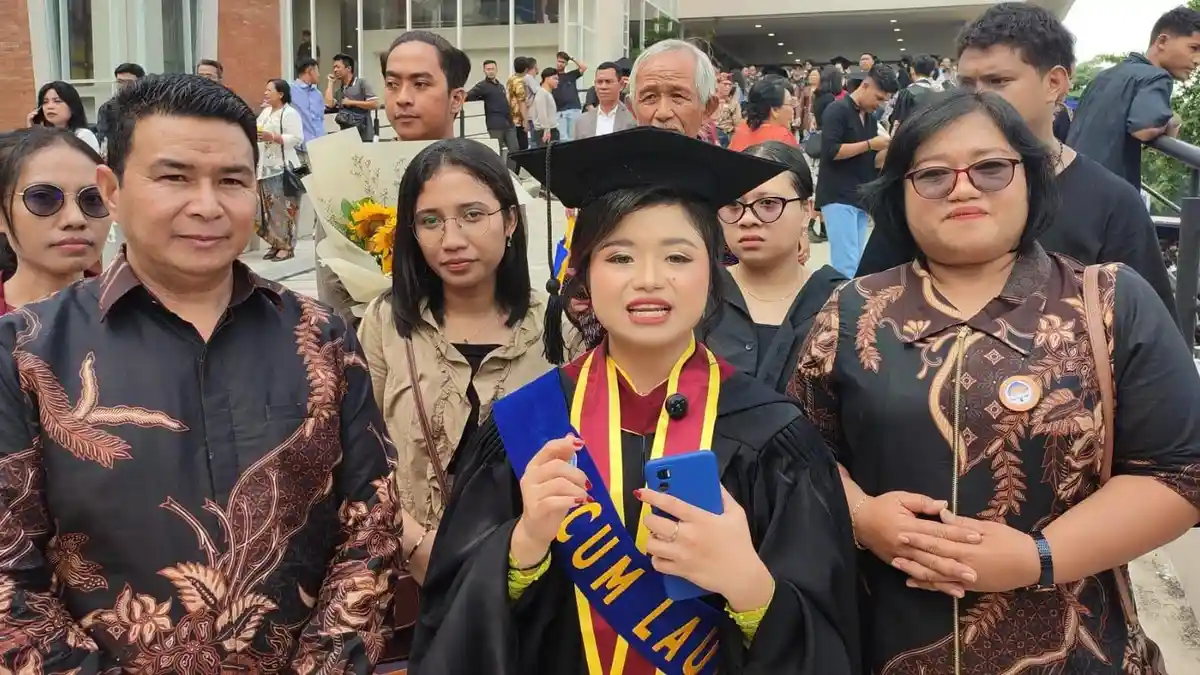 Putri Kefamenanu NTT Gondol Magister Informatika UAJY Nilai Sempurna 4.0