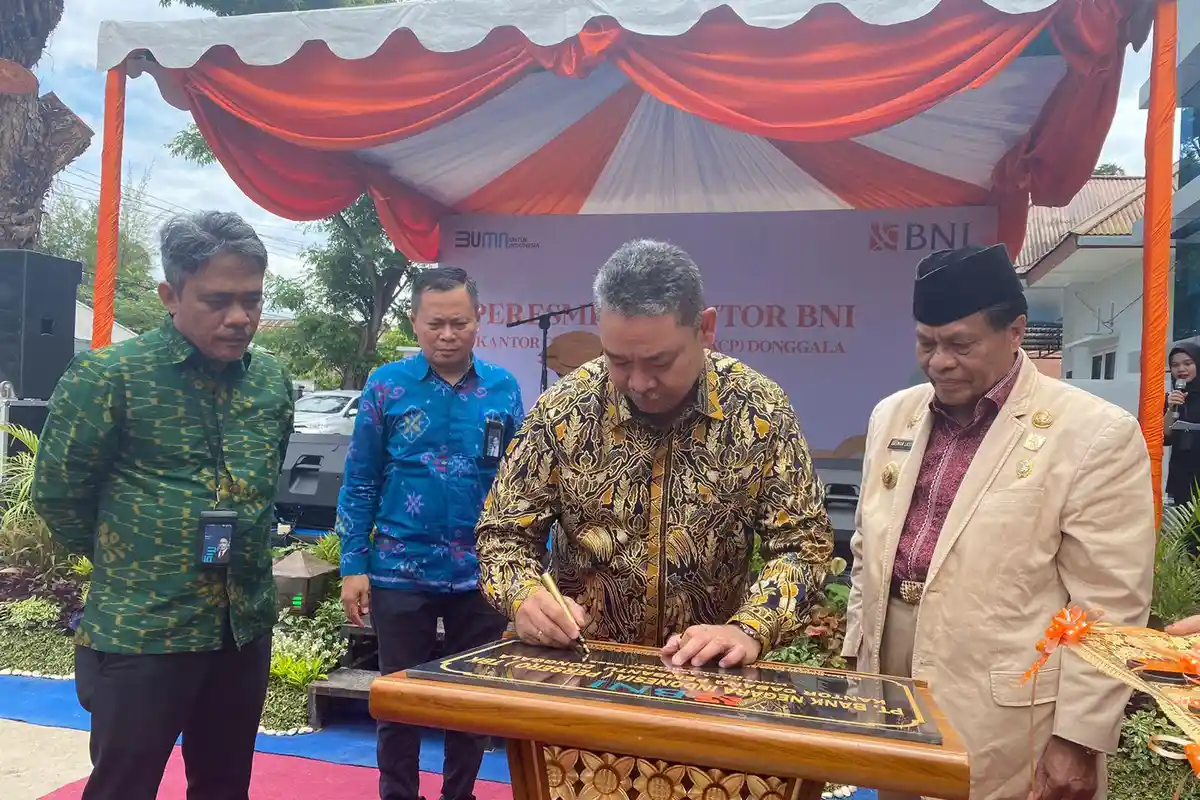 Bupati Kasman Lassa Hadiri Peresmian Kantor BNI Cabang Pembantu Donggala