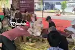 Tradisi Bakda Kupat di Delanggu Klaten, Warga Nikmati Opor dan Sambal Goreng