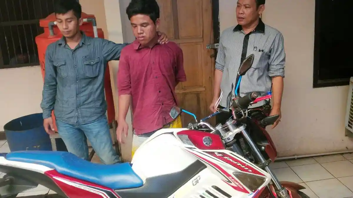 Ngebet Punya Motor, Gandi Larikan Motor Bosnya